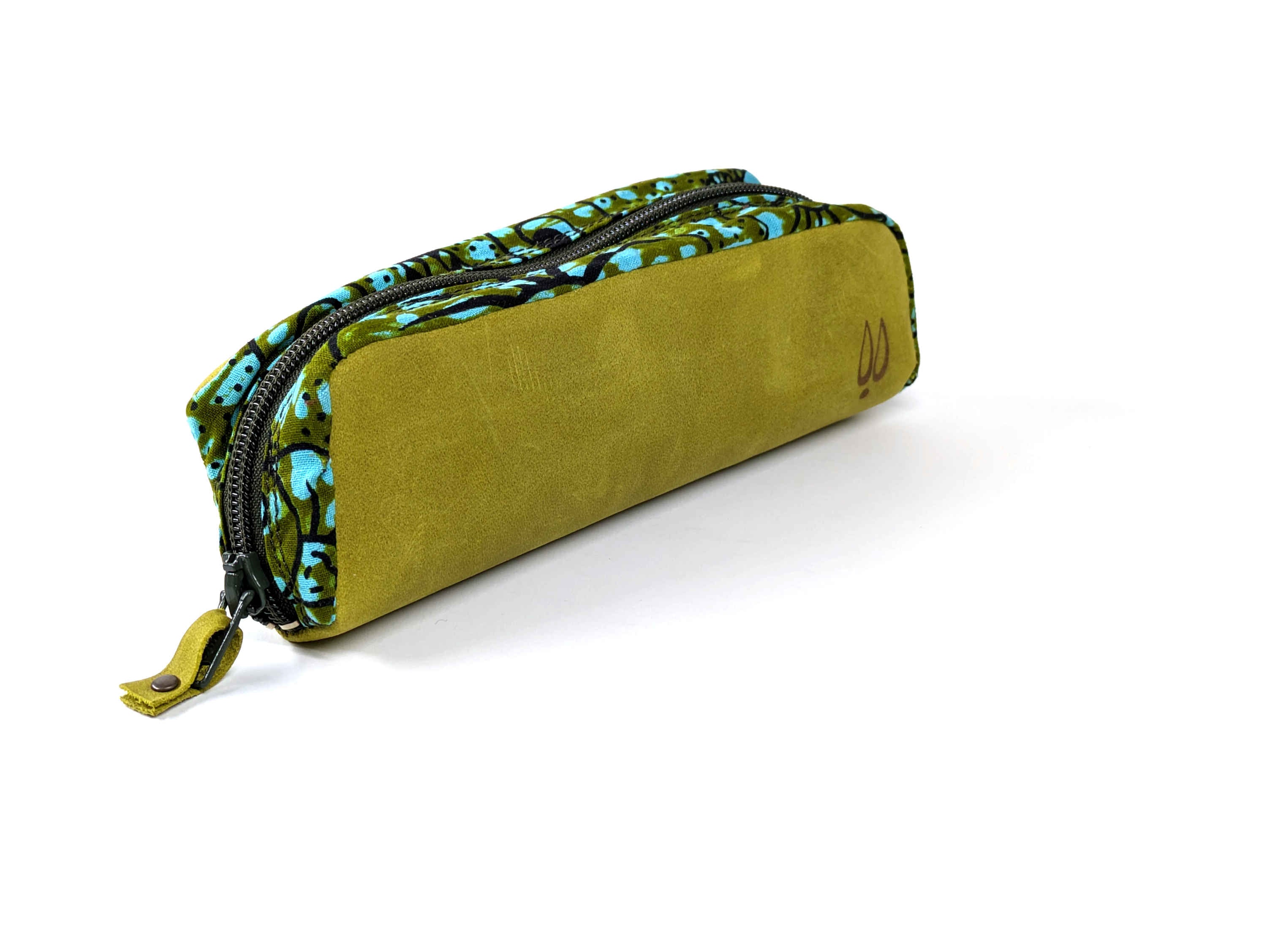 Dioba - trousse cuir & wax