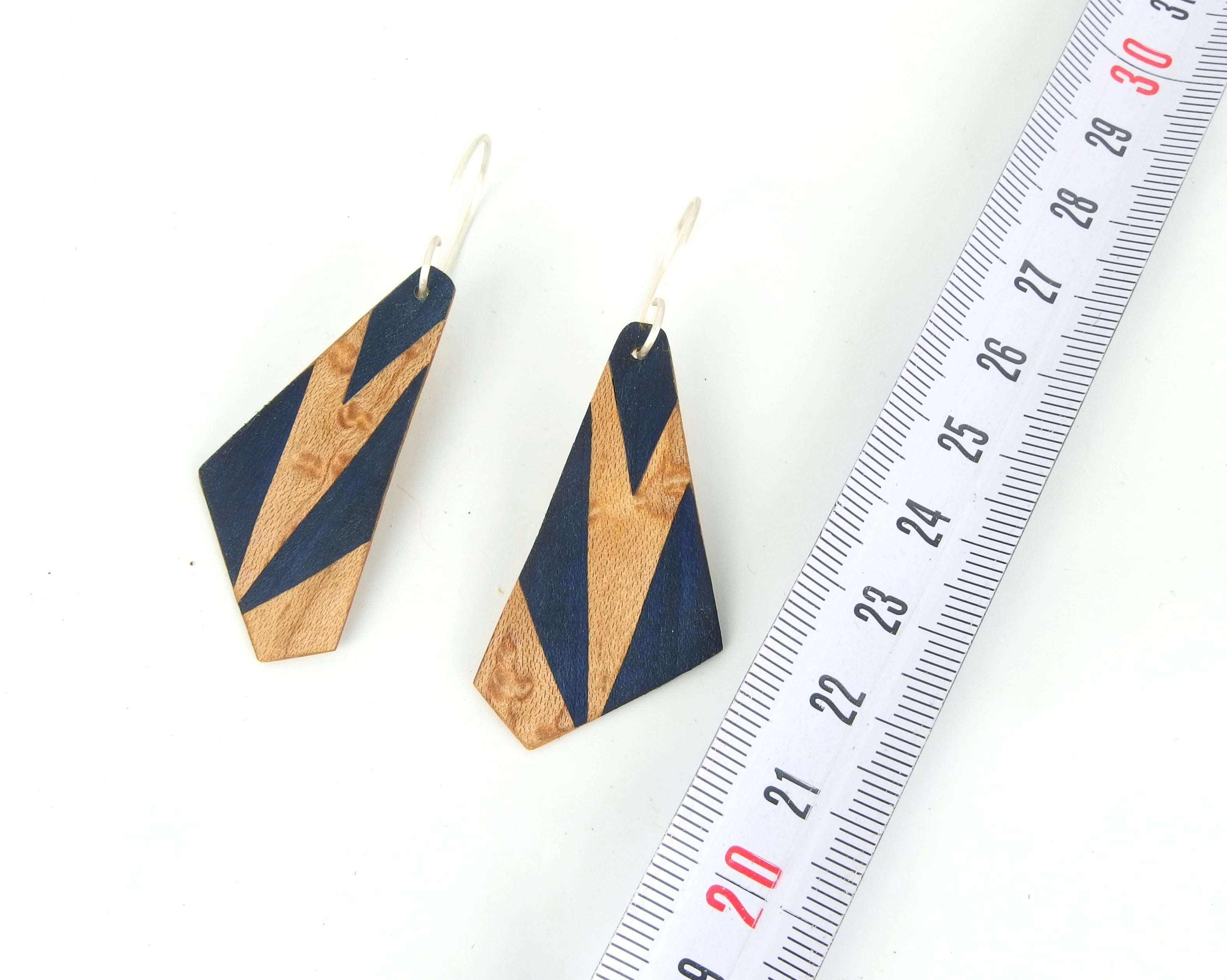 Boucles d'oreilles en marqueterie - Tulipier bleu et érable moucheté