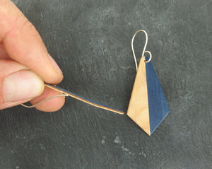 Boucles d'oreilles losange - bleu et blanc