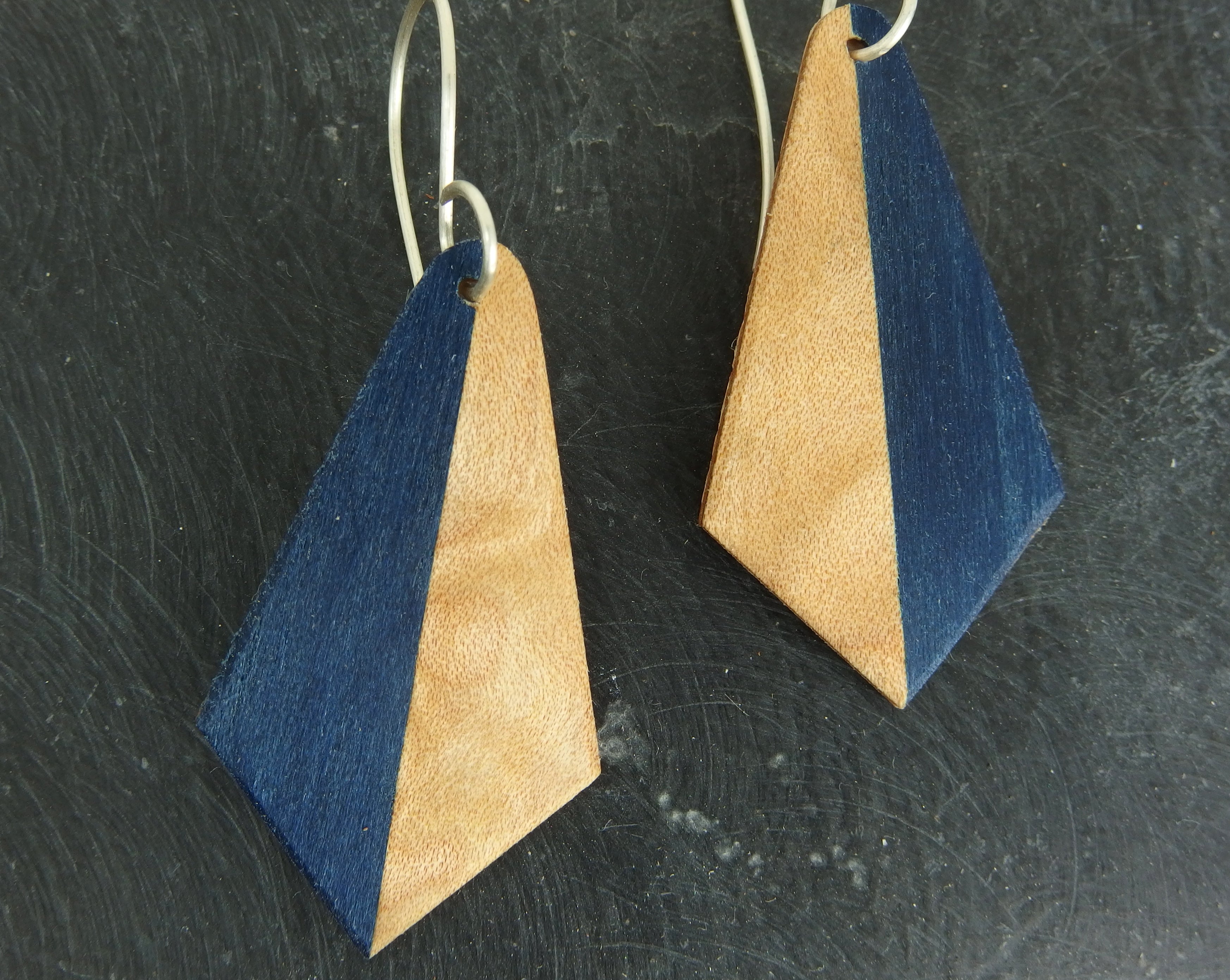 Boucles d'oreilles losange - bleu et blanc